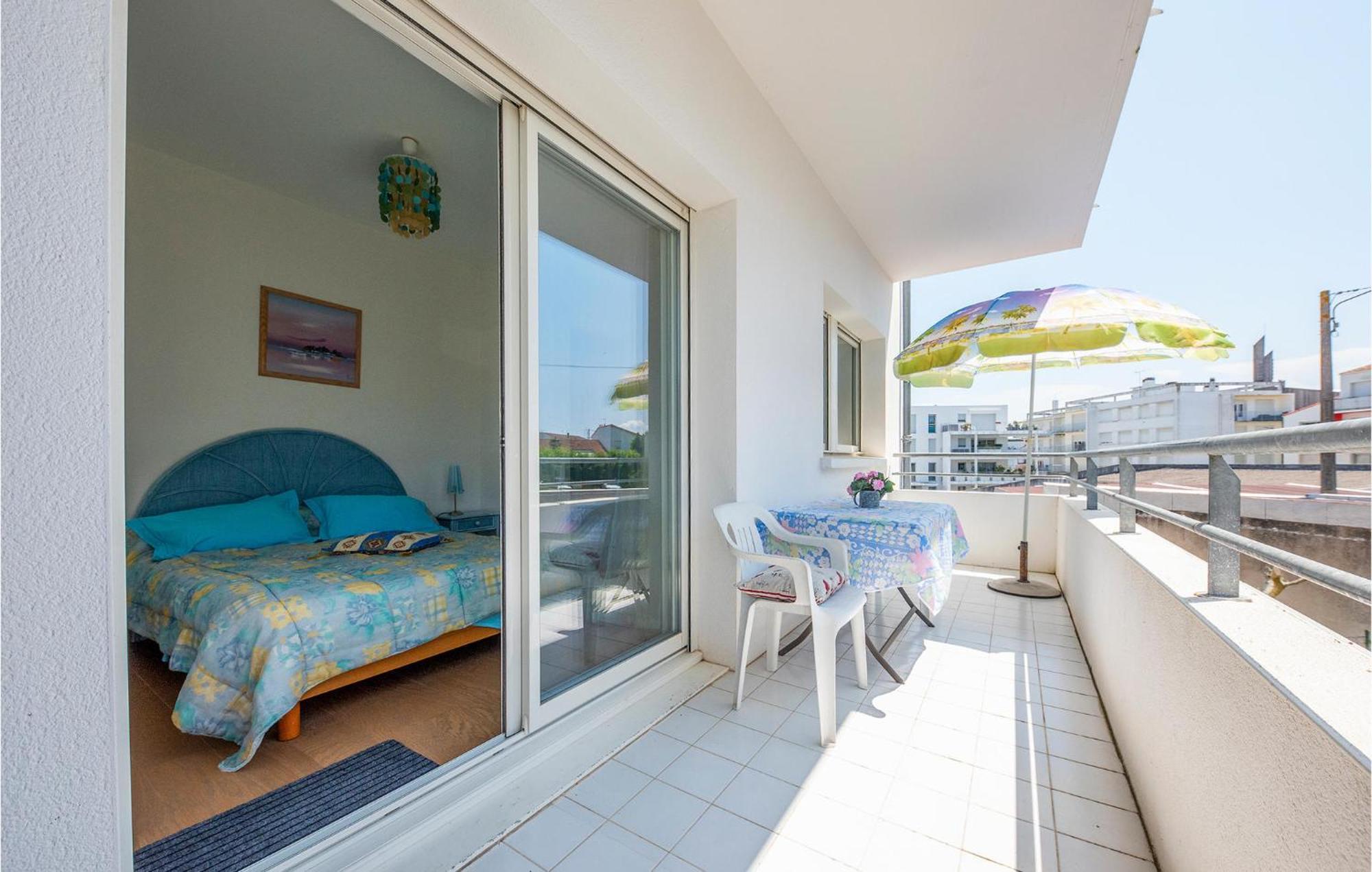 Gorgeous Apartment In Royan With Kitchen 外观 照片