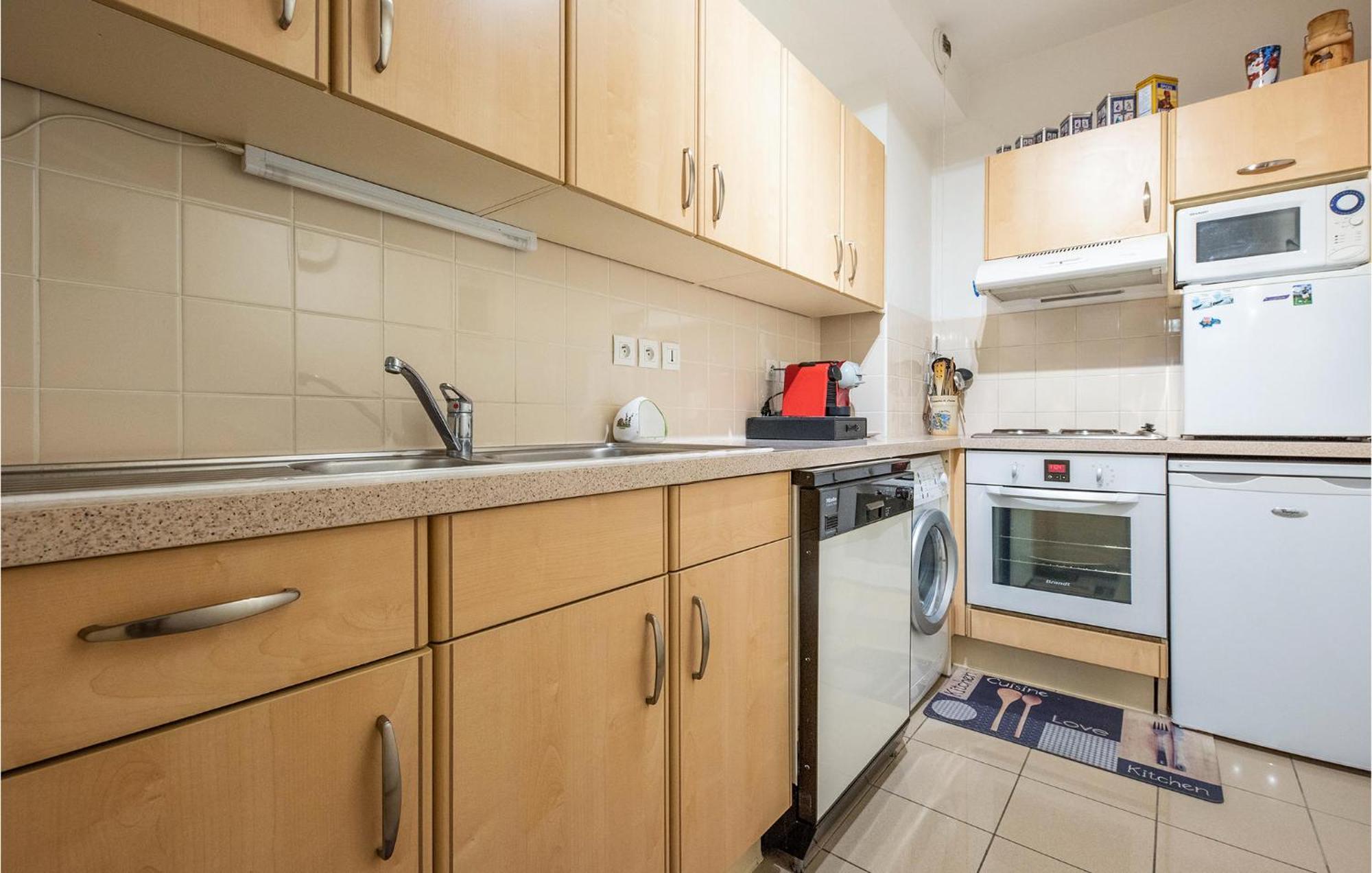 Gorgeous Apartment In Royan With Kitchen 外观 照片