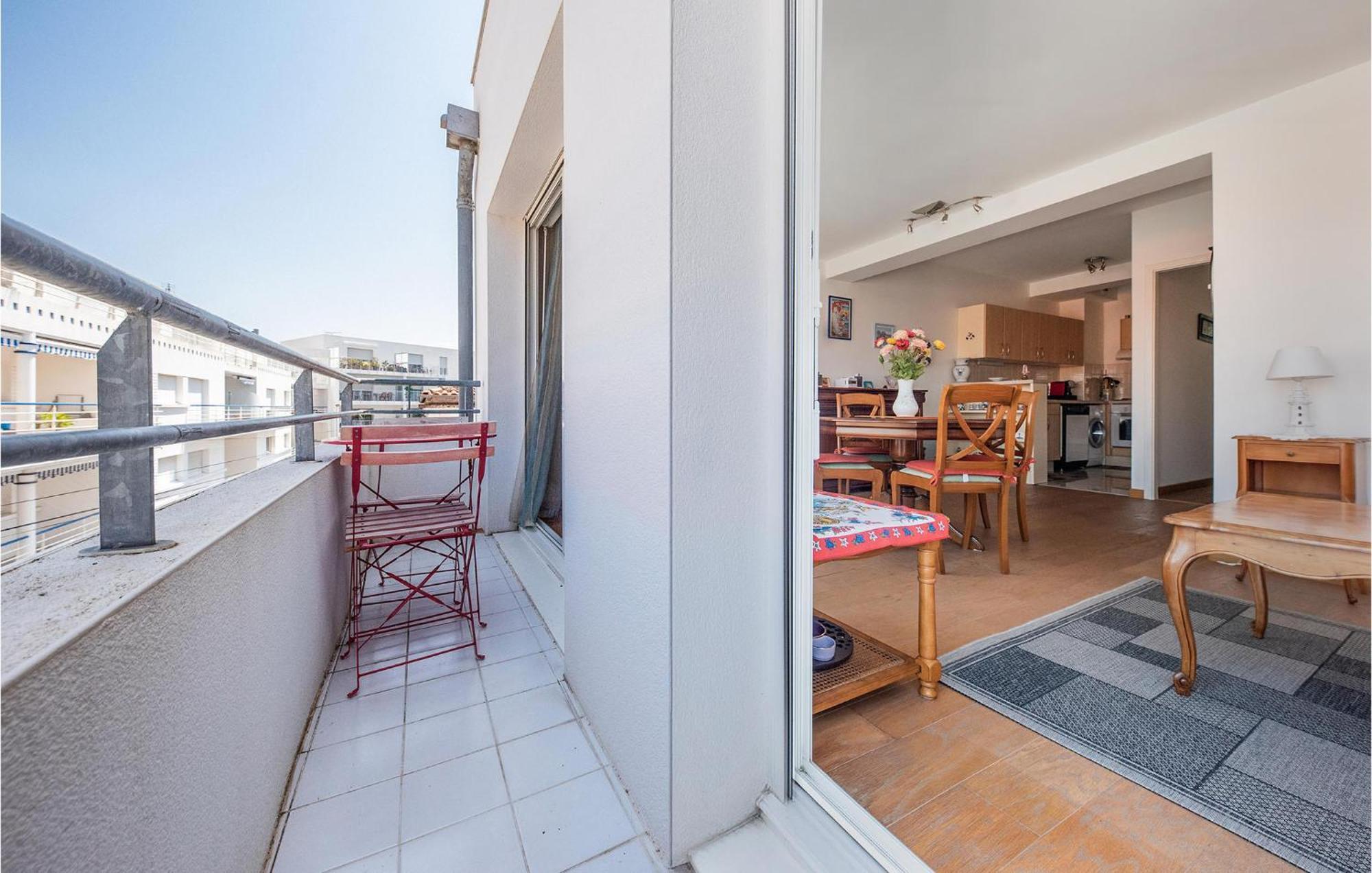 Gorgeous Apartment In Royan With Kitchen 外观 照片